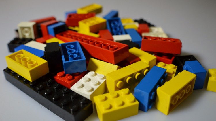 Kaj se lahko o vodenju prodaje B2B naučimo od LEGO kock?